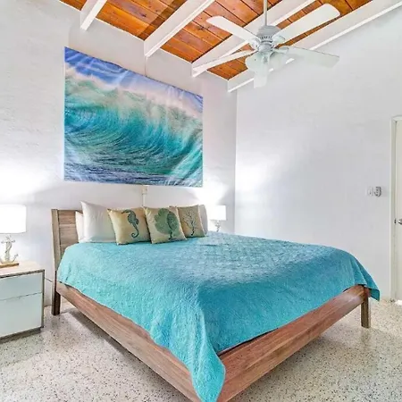Beachfront Getaway In Siesta Key Exterior photo