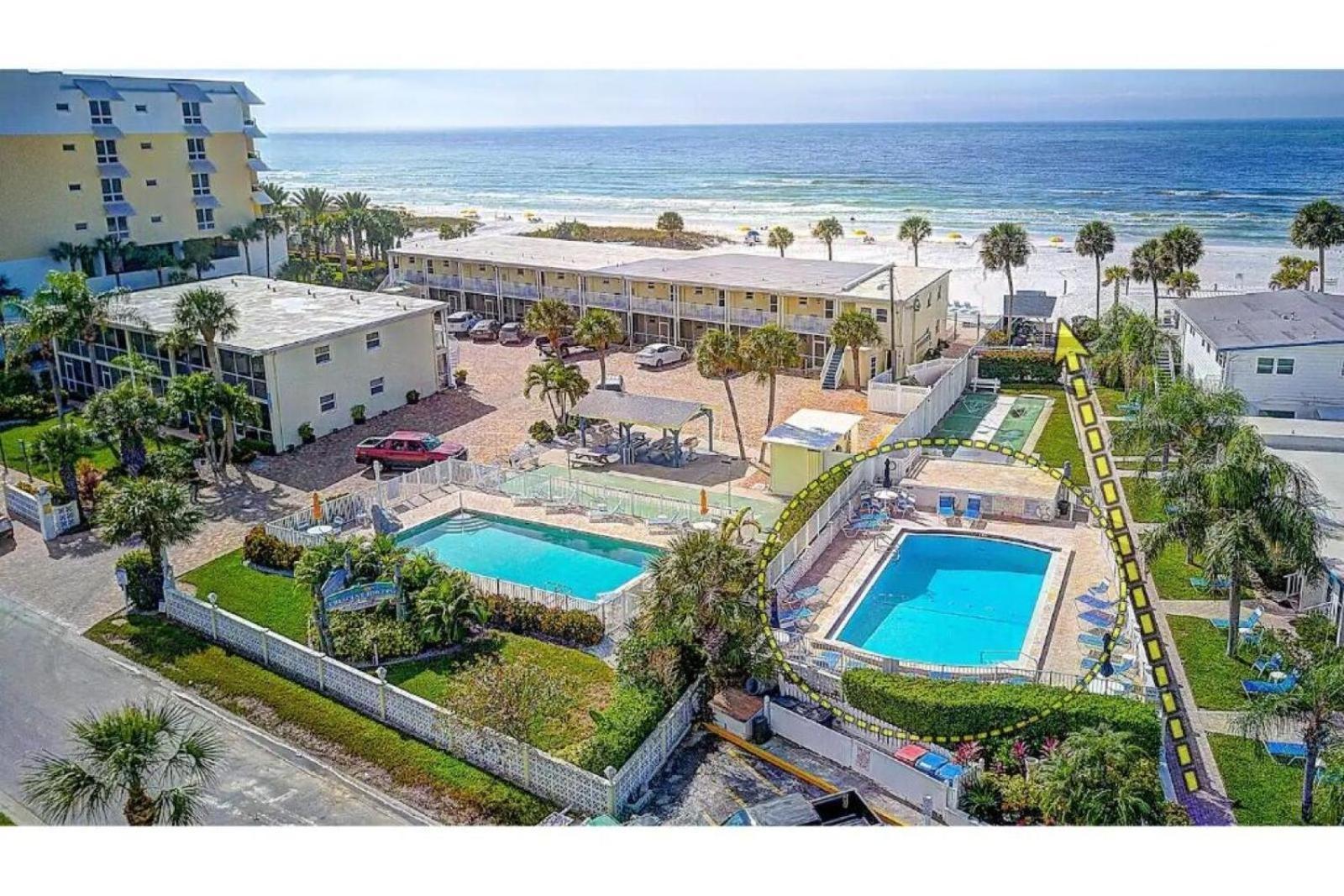 Apartment Beachfront Getaway In *